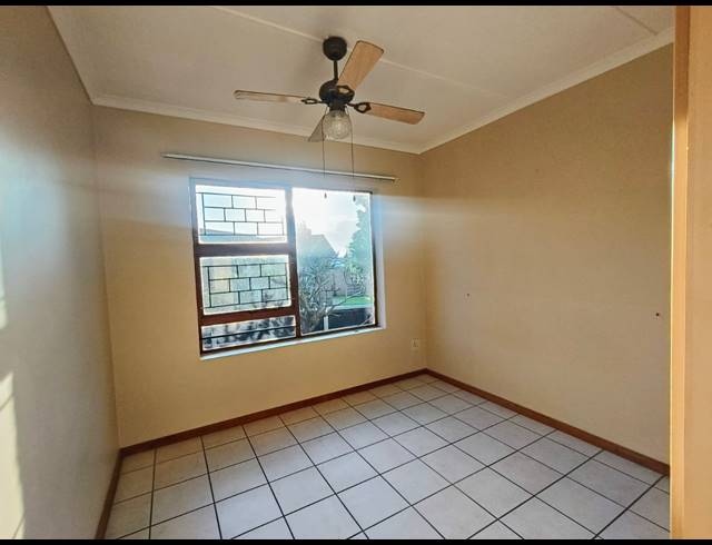3 BEDROOM HOUSE FOR SALE IN WAVECREST
